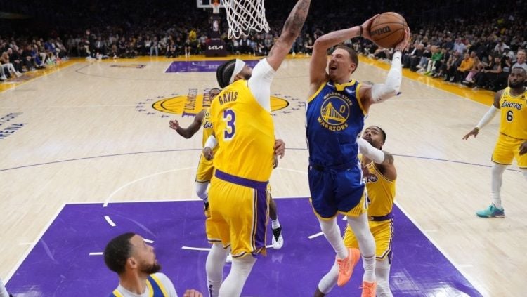 Pertandingan LA Lakers vs Golden State Warriors. Foto: Kirby Lee-USA TODAY Sports via REUTERS. Copyright: © Kirby Lee-USA TODAY Sports via REUTERS