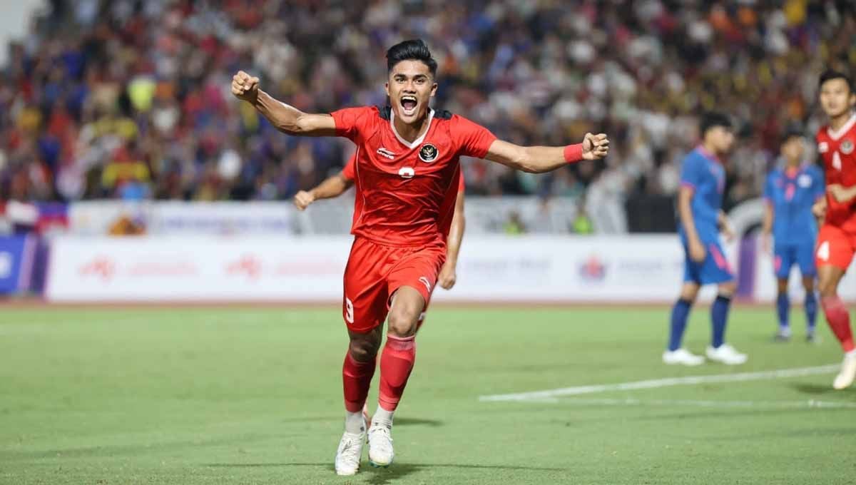 Selebrasi pemain Timnas Indonesia U-22, Ramadhan Sananta usai mencetak gol ke gawang Thailand di SEA Games 2023, Selasa (16/05/23). Copyright: © PSSI