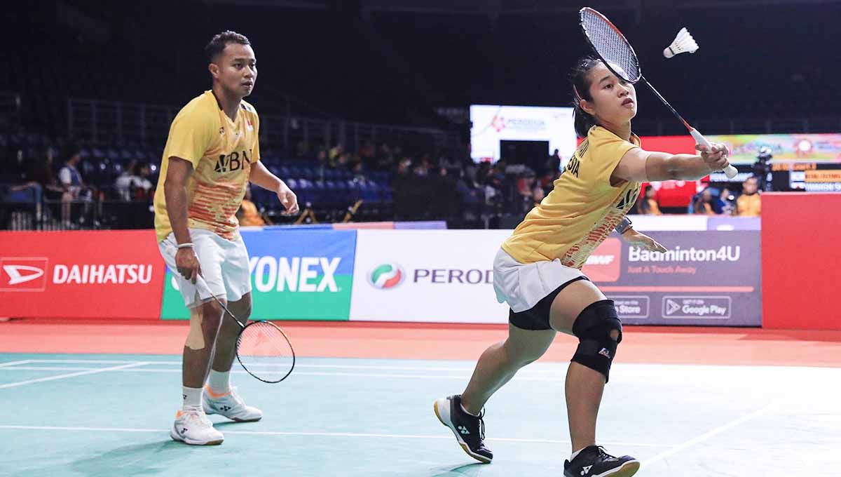 Pasangan ganda campuran Indonesia, Rehan Naufal Kusharjanto/Lisa Ayu Kusumawati. Copyright: © PBSI