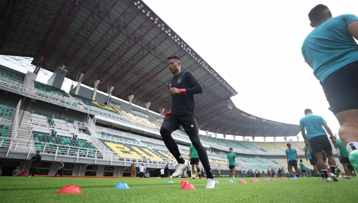 Suasana latihan Timnas Indonesia jelang FIFA Matchday di Stadion Gelora Bung Tomo. (Foto: PSSI) Copyright: © PSSI