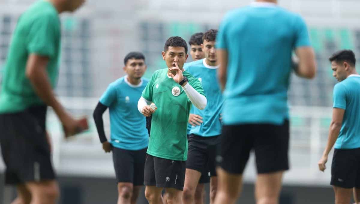 Suasana latihan Timnas Indonesia jelang FIFA Matchday di Stadion Gelora Bung Tomo. (Foto: PSSI) Copyright: © PSSI