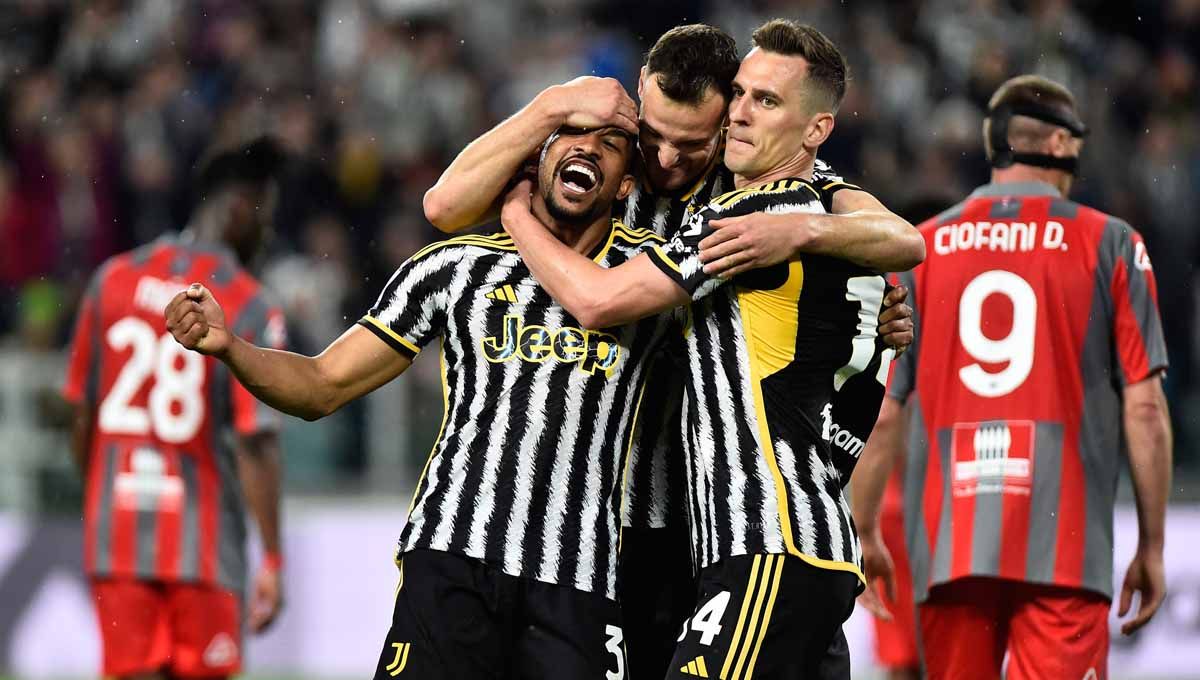 Selebrasi striker Juventus, Arkadiusz Milik saat laga antara Juventus melawan Cremonese di Seria A Italia. (Foto: REUTERS/Massimo Pinca) Copyright: © REUTERS/Massimo Pinca