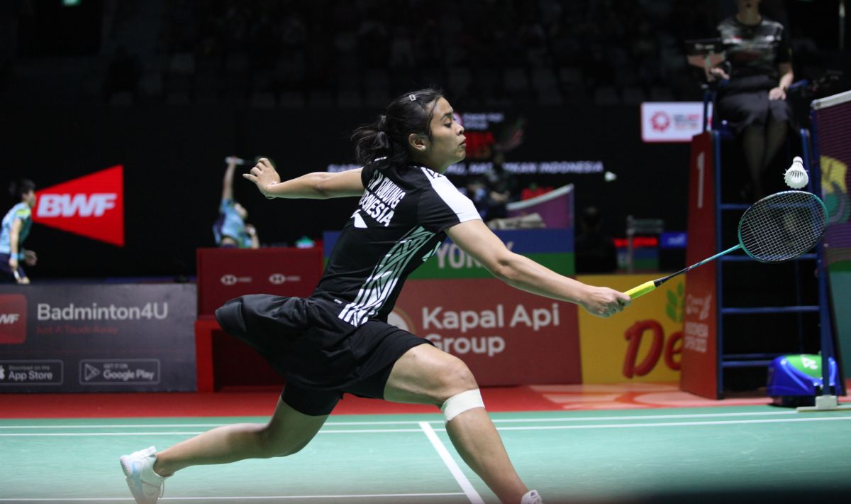 Tunggal putri Indonesia, Gregoria Mariska dikalahkan tunggal putri India, PV Sindhu pada babak pertama Indonesia Open 2023 di Istora Senayan, Selasa (13/06/23). Copyright: © Herry Ibrahim/INDOSPORT