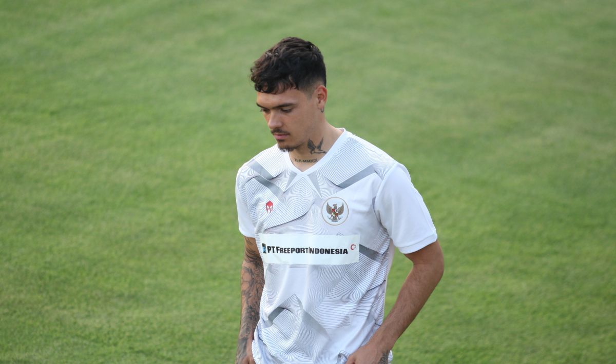 Shayne Pattynama dipastikan gagal membela Timnas Indonesia di ajang FIFA Matchday menghadapi Turkmenistan akibat cedera. Foto: Herry Ibrahim/INDOSPORT Copyright: © Herry Ibrahim/INDOSPORT