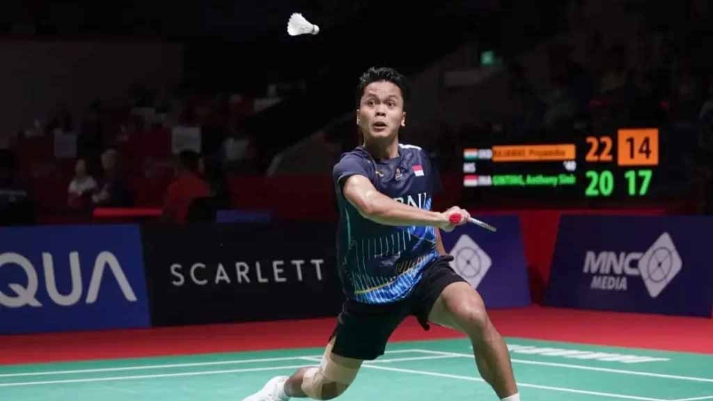 Anthony Sinisuka Ginting nampaknya lebih memilih liburan bersama sang kekasih, Mitzi Abigail usai putuskan absen di ajang bulutangkis Taipei Open 2023. (Foto: PBSI) Copyright: © PBSI