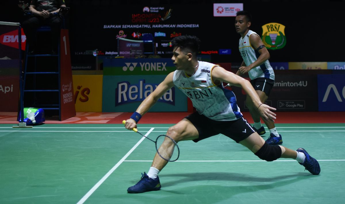 Ganda putra Indonesia, Pramudya Kusumawardana/Yeremia Rambitan mengalahkan pasangan China, Liang Wei Keng/Wang Chan pada babak 8 besar Indonesia Open 2023 di Istora Senayan, Kamis (15/06/23). Foto: Herry Ibrahim/INDOSPORT Copyright: © Herry Ibrahim/INDOSPORT