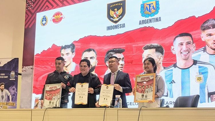 Aice Group menjadi sponsor resmi pertandingan sepak bola Timnas Indonesia vs Argentina yang bakal dihelat pada Senin, (19/06/23), di Stadion Utama GBK, Jakarta. Copyright: © Ammara Marthiara/INDOSPORT