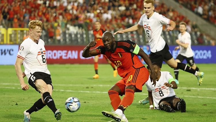 Aksi Romelu Lukaku di Kualifikasi Euro 2024 Belgia vs Austria (18/06/23). (Foto: REUTERS/Yves Herman) Copyright: © REUTERS/Yves Herman