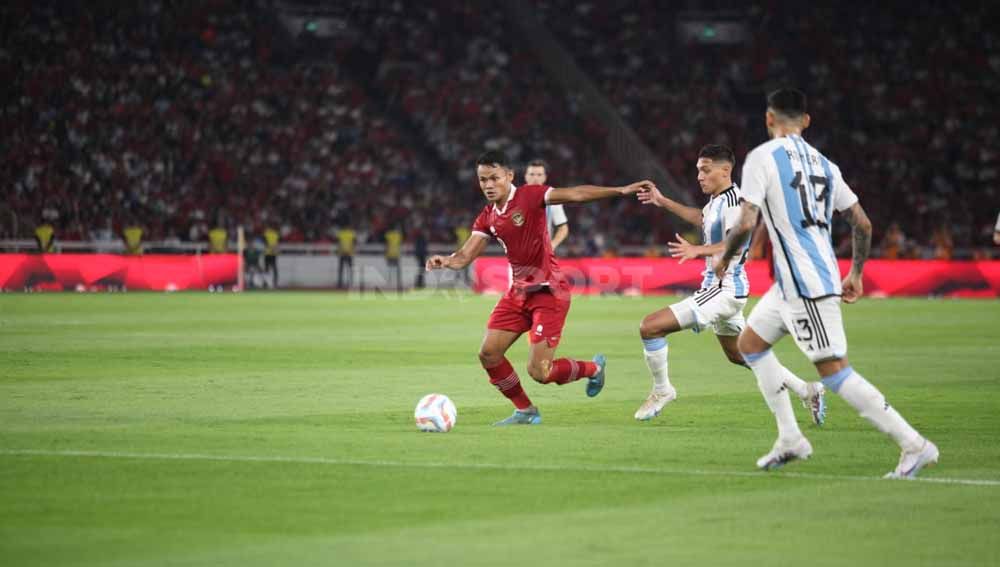 Laga Timnas Indonesia vs Argentina di Stadion Gelora Bung Karno (GBK), Senin (19/06/23). (Foto: Herry Ibrahim/INDOSPORT) Copyright: © Herry Ibrahim/INDOSPORT