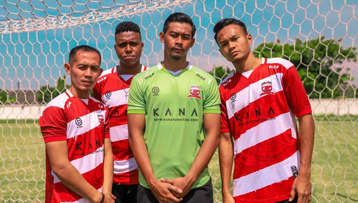 Madura United launching jersey baru untuk Liga 1 2023/2024. (Foto: MO Madura United) Copyright: © MO Madura United