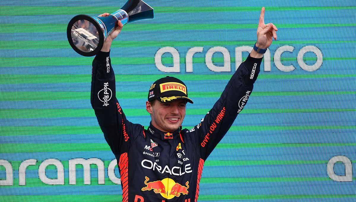 Selebrasi pembalap Red Bull Racing, Max Verstappen di F1 GP Inggris, Minggu (09/07/23). (Foto: REUTERS/Molly Darlington) Copyright: © REUTERS/Molly Darlington