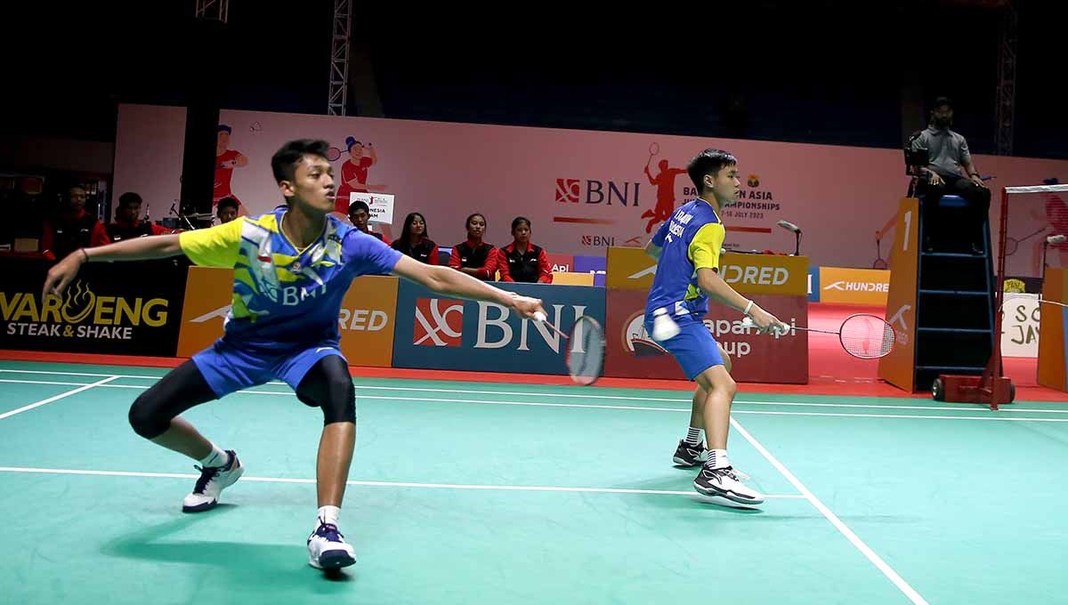 Dexter/Wahyu Kompak Menang di babak 64 besar Kejuaraan Asia Junior 2023. Copyright: © PBSI