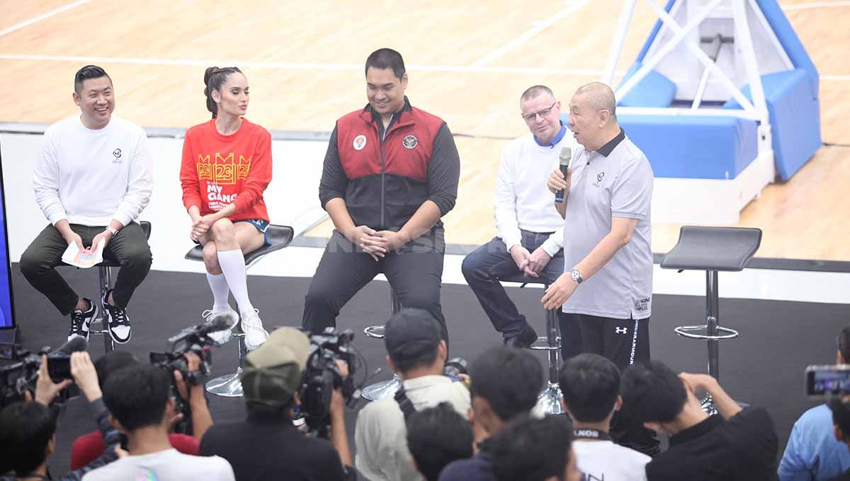 Ketum Perbasi Danny Kosasih pada acara Hitung Mundur 50 Hari Menuju FIBA World Cup 2023 di Indonesia Arena, Selasa (11/07/23). Copyright: © Herry Ibrahim/INDOSPORT