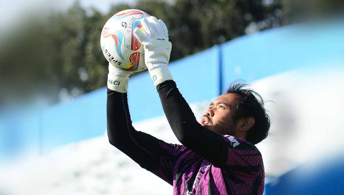 Adixi Lenzivio, kiper pinjaman. (Foto: MO Arema FC) Copyright: © MO Arema FC