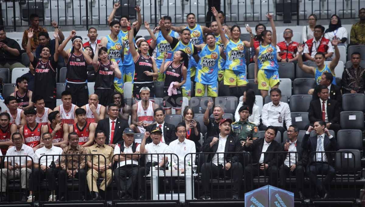 Presiden RI Joko Widodo meresmikan Indonesia Arena jelang FIBA World Cup 2023, Senin (07/08/23). Copyright: © Herry Ibrahim/INDOSPORT