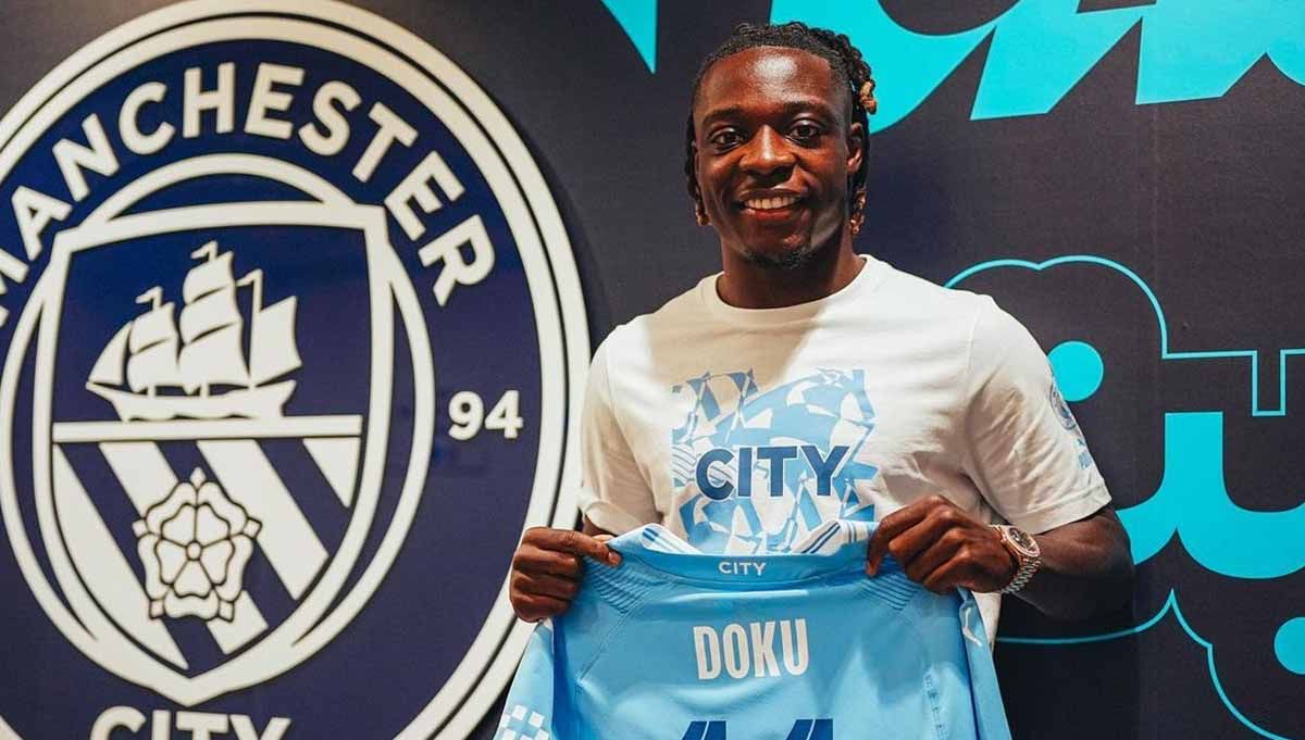 Romelu Lukaku jadi biang kerok gagal merapatnya bintang baru Manchester City, Jeremy Doku, ke klub Liga Inggris (Premier League), Liverpool. Copyright: © instagram@mancity