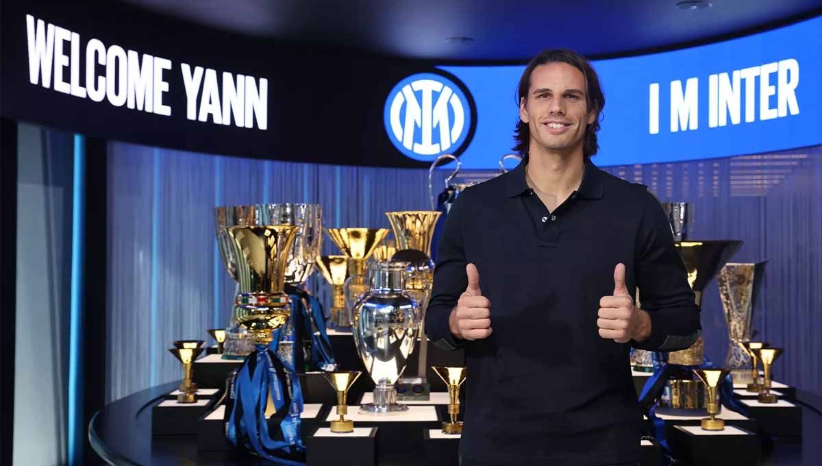 Kiper Inter Milan, Yann Sommer terancam tersisih jika klub mendatangkan Bento di bursa transfer. (Foto: inter.it) Copyright: © inter.it