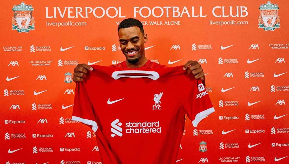 Ryan Gravenberch Jadi Idola Anfield, Liverpool Lebih Cerdas Dari MU ...