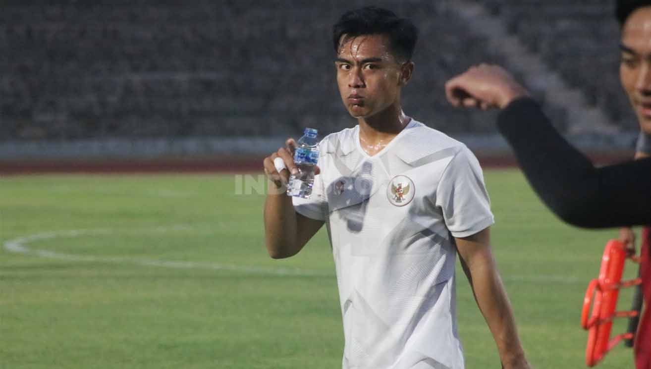 Pratama Arhan saat latihan bersama Timnas U-23 di Kota Solo. (Foto: Nofik Lukman Hakim/INDOSPORT) Copyright: © Nofik Lukman Hakim/INDOSPORT