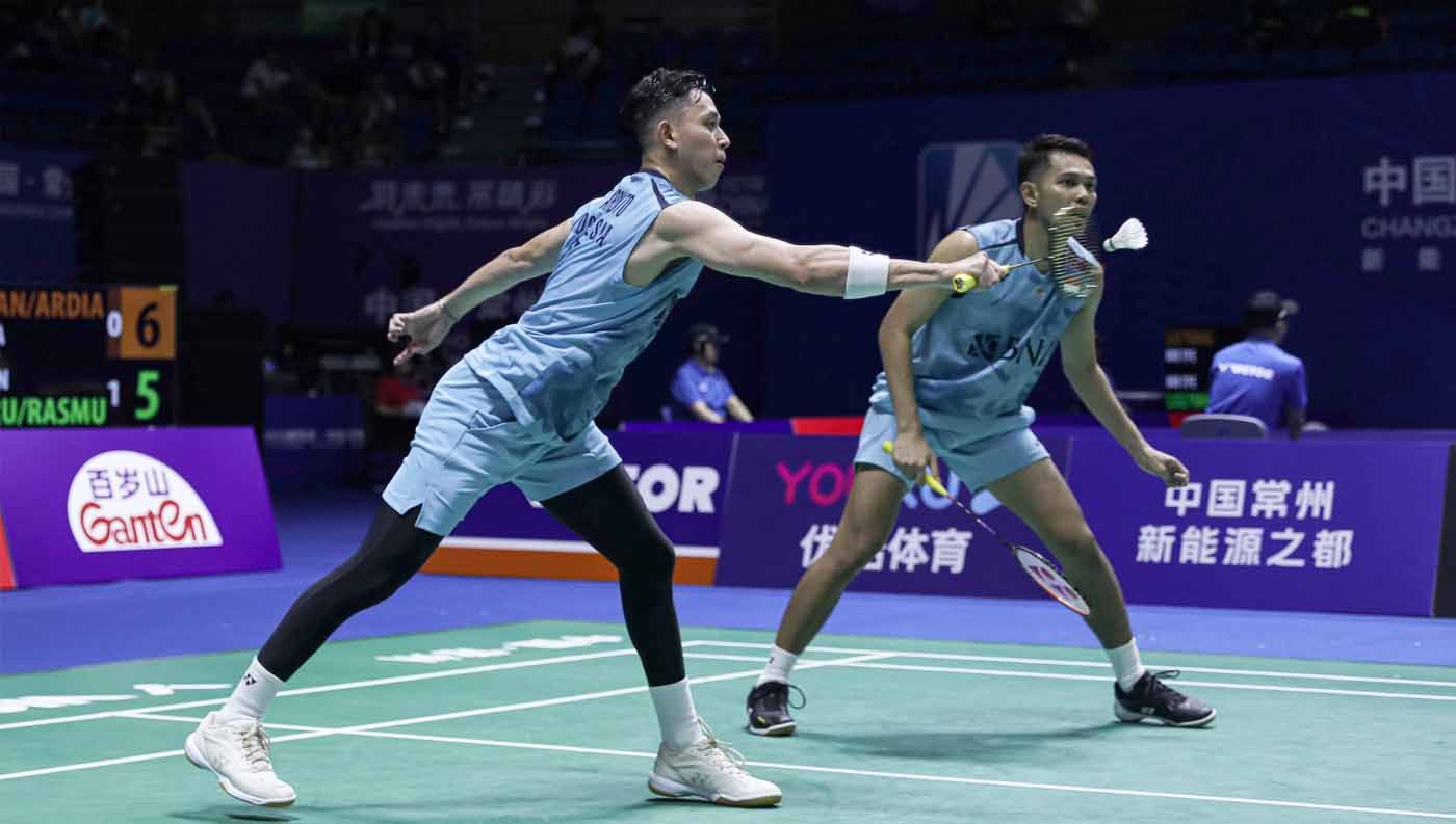 Aksi sportif laga Fajar Alfian/Muhammad Rian Ardianto, Su Ching Heng/Ye Hong Wei di babak 32 besar Hong Kong Open 2023, Selasa (12/9/23). Copyright: © PBSI