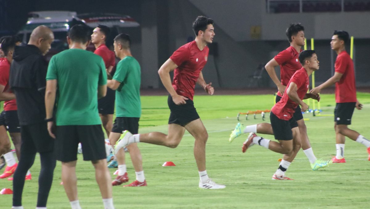 Official Training Timnas Indonesia U-23 jelang laga melawan Taiwan pada Kualifikasi Piala Asia U-23 di stadion Manahan Solo, Jumat (08/09/23). Copyright: © Nofik Lukman Hakim/INDOSPORT