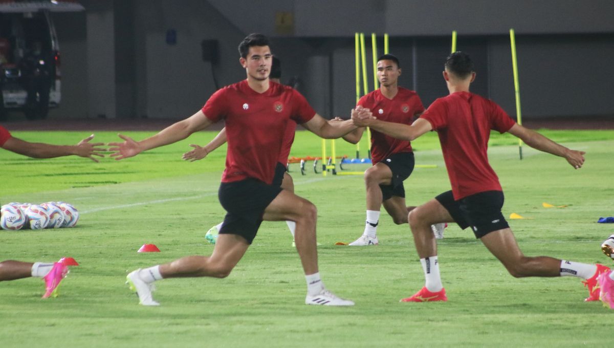 Official Training Timnas Indonesia U-23 jelang laga melawan Taiwan pada Kualifikasi Piala Asia U-23 di stadion Manahan Solo, Jumat (08/09/23). Copyright: © Nofik Lukman Hakim/INDOSPORT