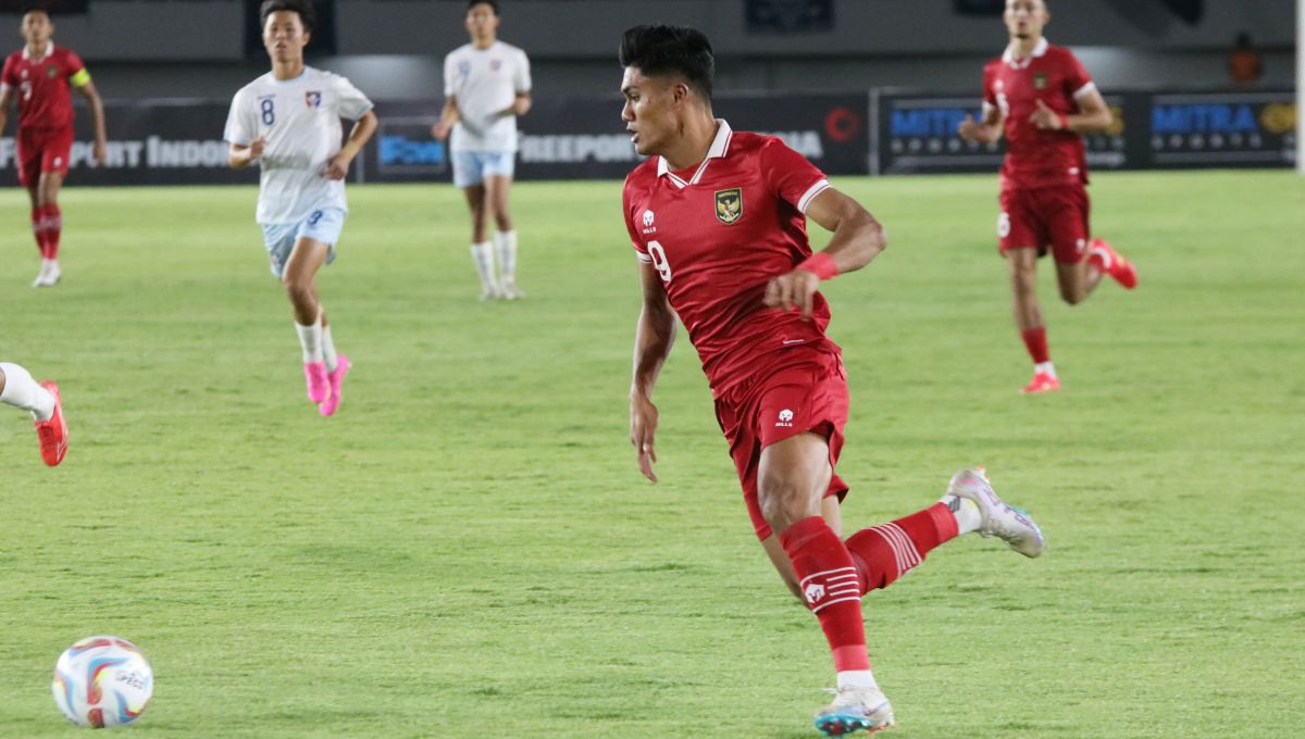 Aksi striker Timnas Indonesia U-23, Ramadhan Sananta saat menghadapi Taiwan pada Kualifikasi Piala Asia U-23 di stadion Manahan Solo, Sabtu (09/9/23). Copyright: © Nofik Lukman Hakim/INDOSPORT