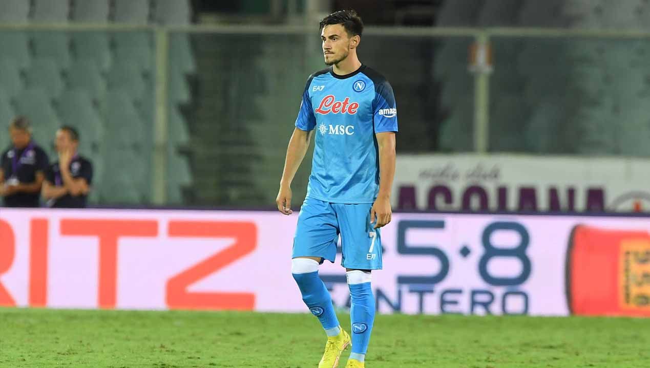 Gelandang Napoli, Elif Elmas, menjadi salah satu pemain incaran Inter Milan. (Foto: sscnapoli) Copyright: © sscnapoli