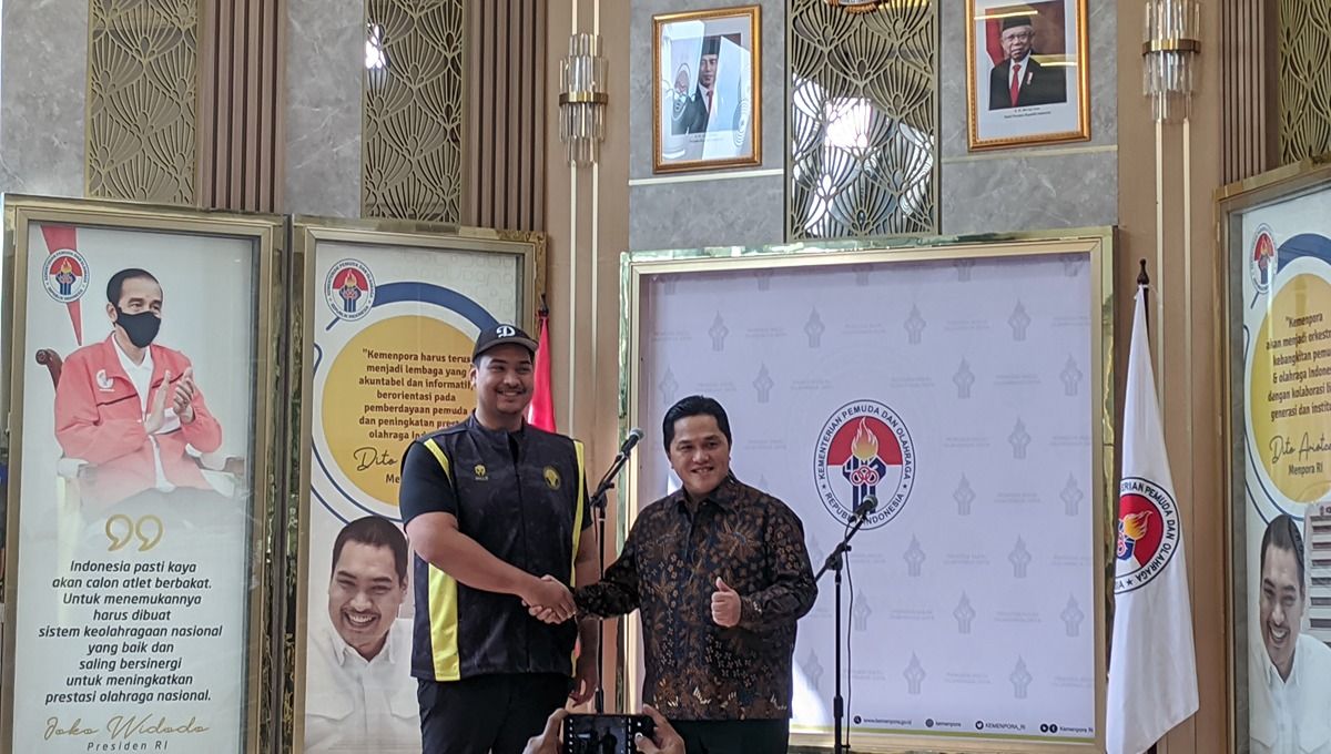 Penandatangan Perjanjian Kerjasama tentang Penyaluran Bantuan Pemerintah untuk Pelatnas Timnas Sepakbola U-17 dan Penyelenggaraan Piala Dunia U-17 2023 antara Kemenpora RI dan PSSI, Selasa (12/09/23). (Foto: Ammara Marthiara/INDOSPORT) Copyright: © Ammara Marthiara/INDOSPORT