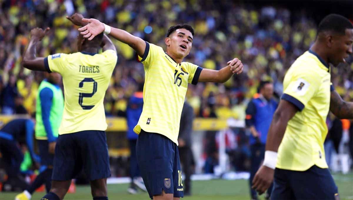 Gelandang Ekuador Kendry Paez di pertandingan Ekuador vs Uruguay sepak bola kualifikasi Piala Dunia FIFA 2026. (Foto: fef.ec) Copyright: © fef.ec