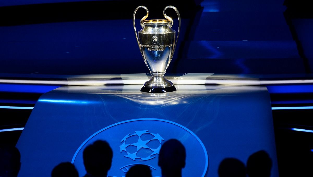 Trofi Liga Champions. (Foto: REUTERS/Massimo Pinca) Copyright: © REUTERS/Massimo Pinca