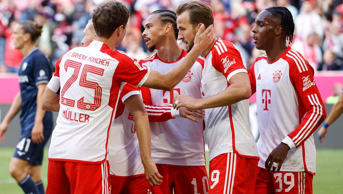 Harry Kane merayakan golnya di laga Bayern Munchen vs Bochum (23/09/23). (Foto: REUTERS/Michaela Rehle) Copyright: © REUTERS/Michaela Rehle