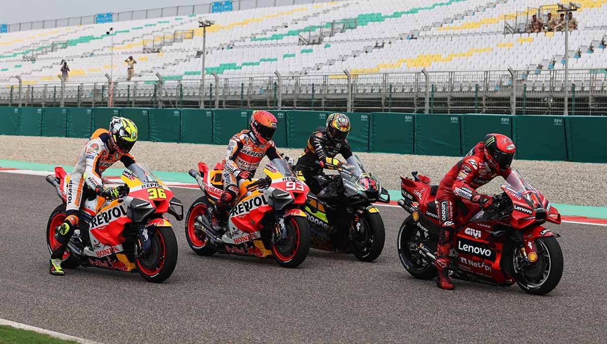 Hasil race MotoGP India 2023 pada Minggu (24/09/23) sajikan Marco Bezzecchi yang meraih juara sementara Marc Marquez dan Francesco Bagnaia blunder. Copyright: © REUTERS/Anushree Fadnavi