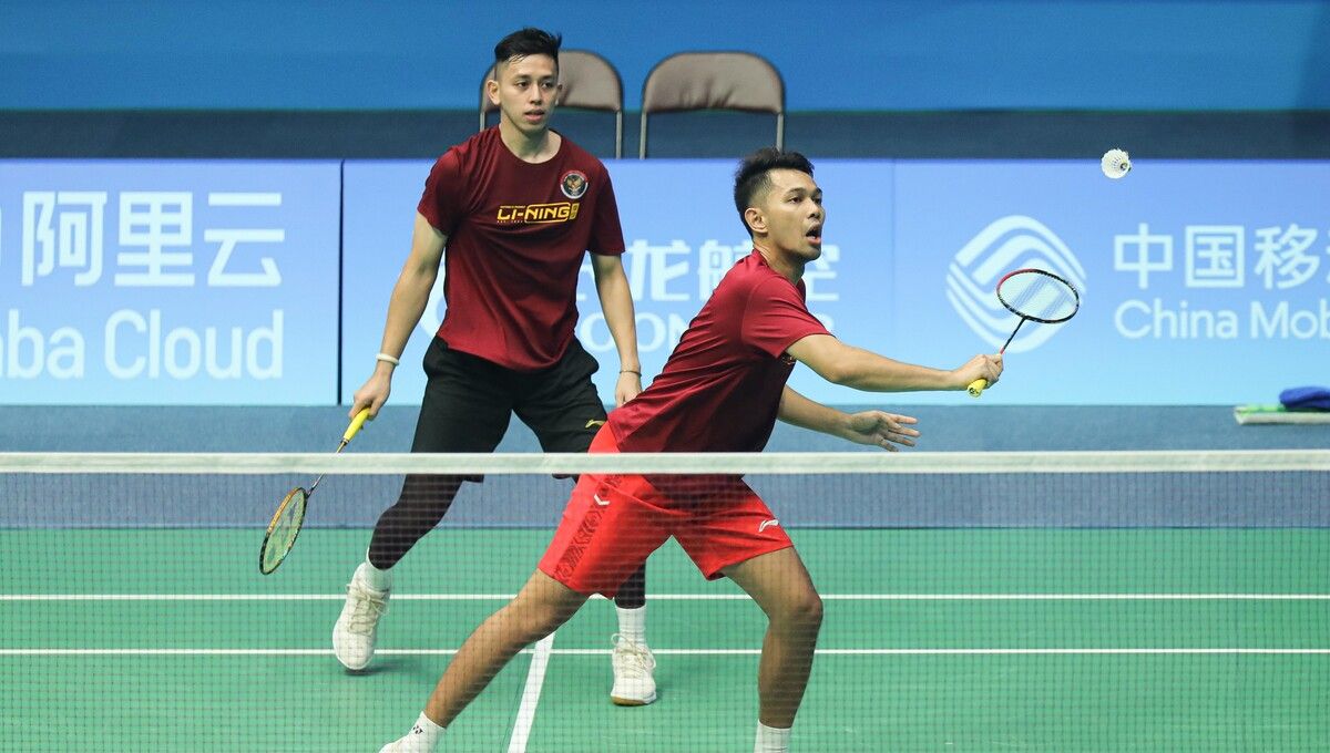 Fajar Alfian/Muhammad Rian Ardianto keluhkan fasilitas latihan jelang pertandingan bulutangkis Asian Games 2022, PBSI ungkap situasi terkini di China. (Foto: PBSI) Copyright: © PP PBSI