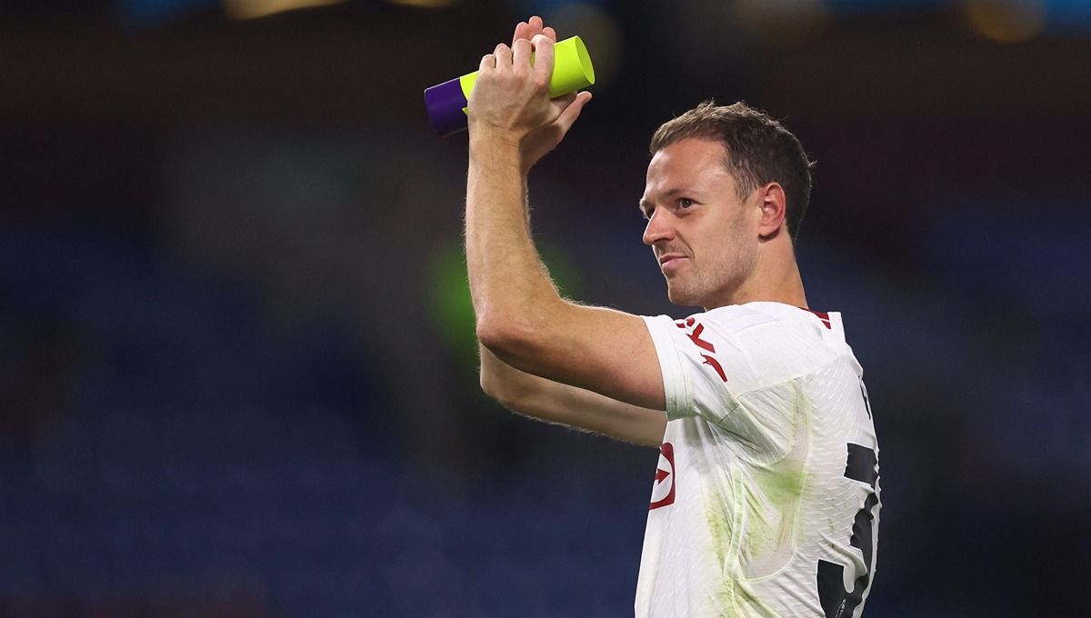 Jonny Evans usai laga Burnley vs Manchester United. (Foto: REUTERS/Carl Recine) Copyright: © REUTERS/Carl Recine