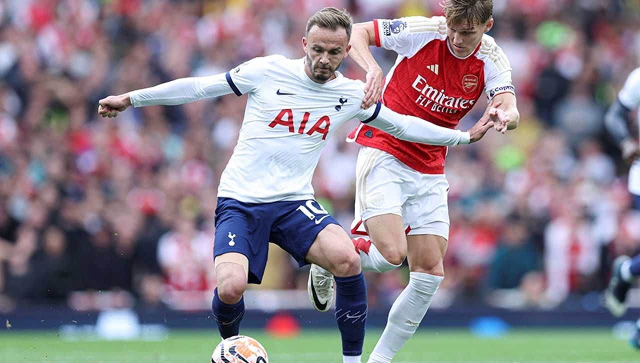James Maddison, pemain Tottenham di Liga Inggris Copyright: © tottenhamhotspur.com