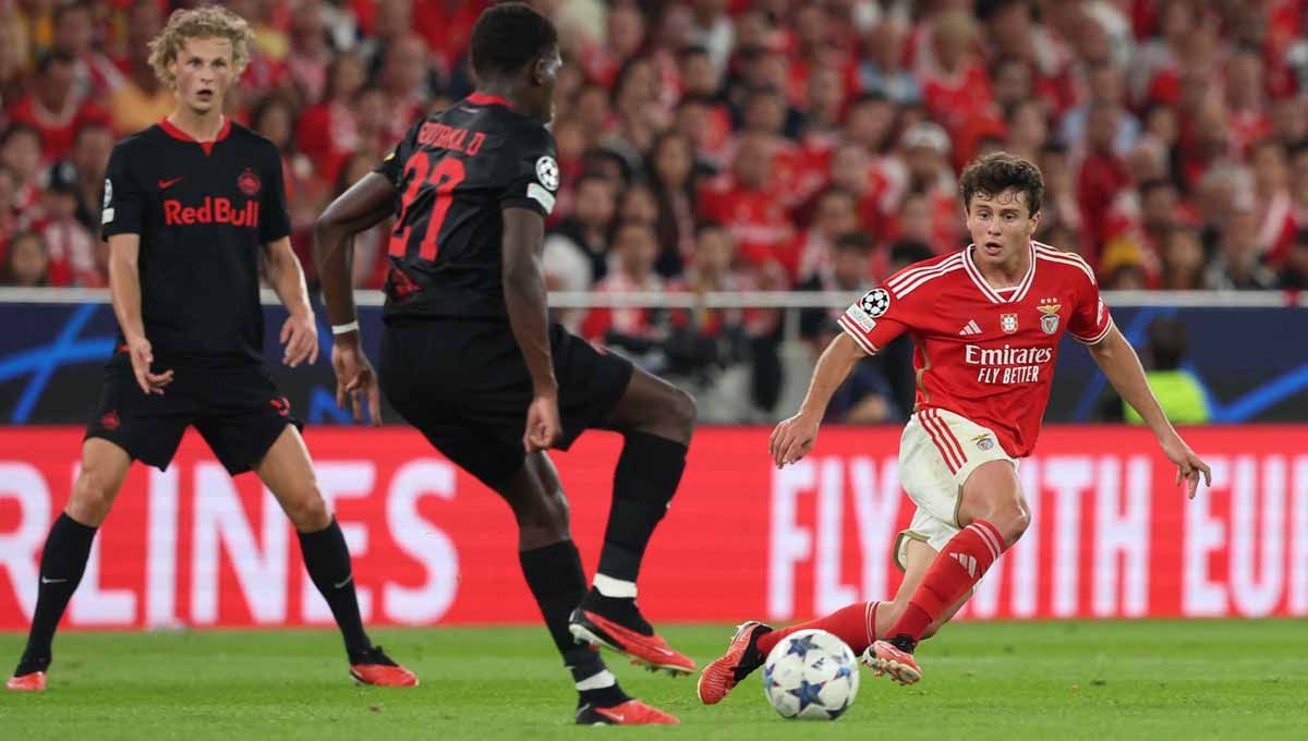 Pemain Benfica,Joao Neves (Kanan). (Foto: REUTERS/Pedro Nunes) Copyright: © REUTERS/Pedro Nunes