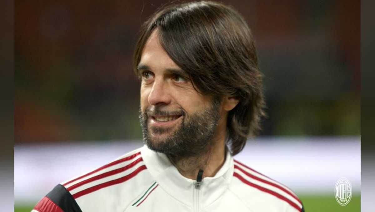 Valerio Fiori, Mantan Pemain AC Milan Copyright: © acmilan.com