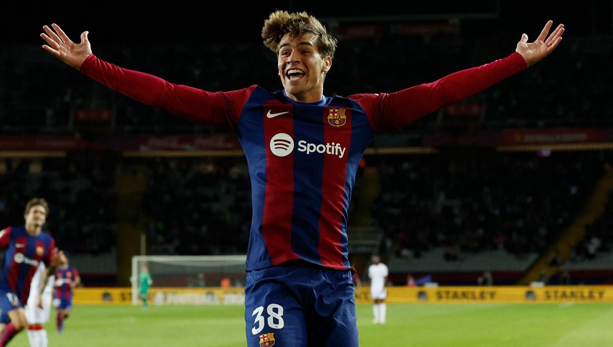 Selebrasi Marc Guiu usai mencetak gol di laga Barcelona vs Athletic Bilbao. (Foto: REUTERS/Albert Gea) Copyright: © REUTERS/Albert Gea