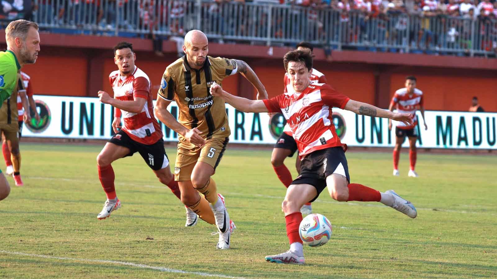 Klub Liga 1 2023/2024, Madura United, tengah digelayuti awan hitam seiring skandal korupsi yang tengah membelit presiden klub, Achsanul Qosasi belakangan ini. Copyright: © MO Madura United