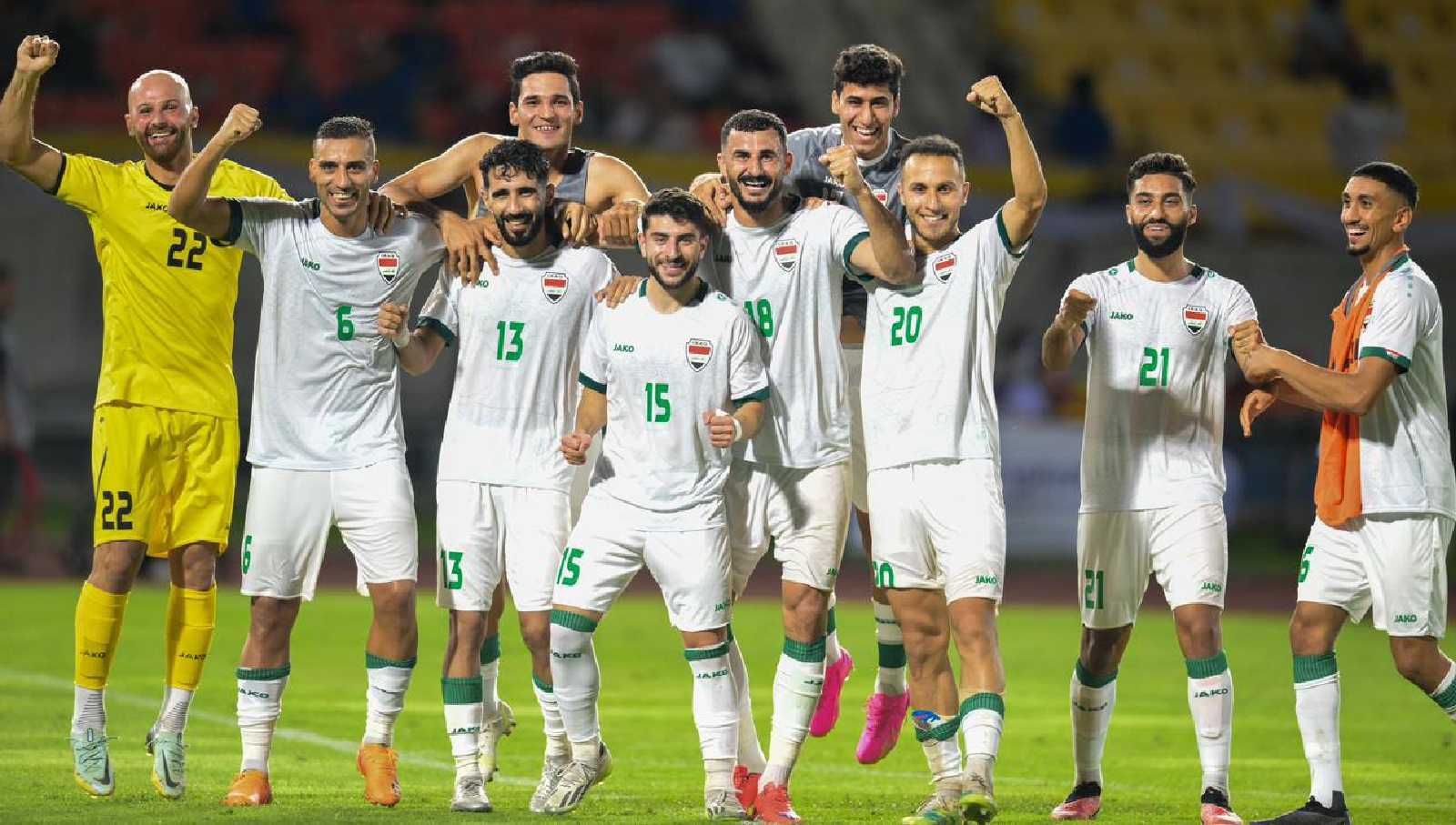 Selebrasi Timnas Irak. Skuat besutan Jesus Casas akan hadapi Timnas Indonesia di Kualifikasi Piala Dunia 2026, Kamis (16/11/23) malam WIB. Copyright: © twitter.com/IraqNT_EN
