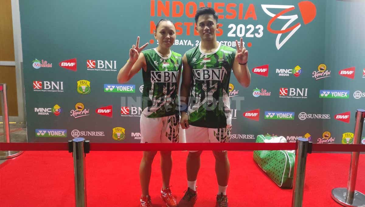 Pasangan ganda campuran Indonesia Amri Syahnawi/Winny Oktavina berhasil melaju ke babak semifinal indonesia master 2023. (Foto: Fitra Herdian/INDOSPORT) Copyright: © Fitra Herdian/INDOSPORT