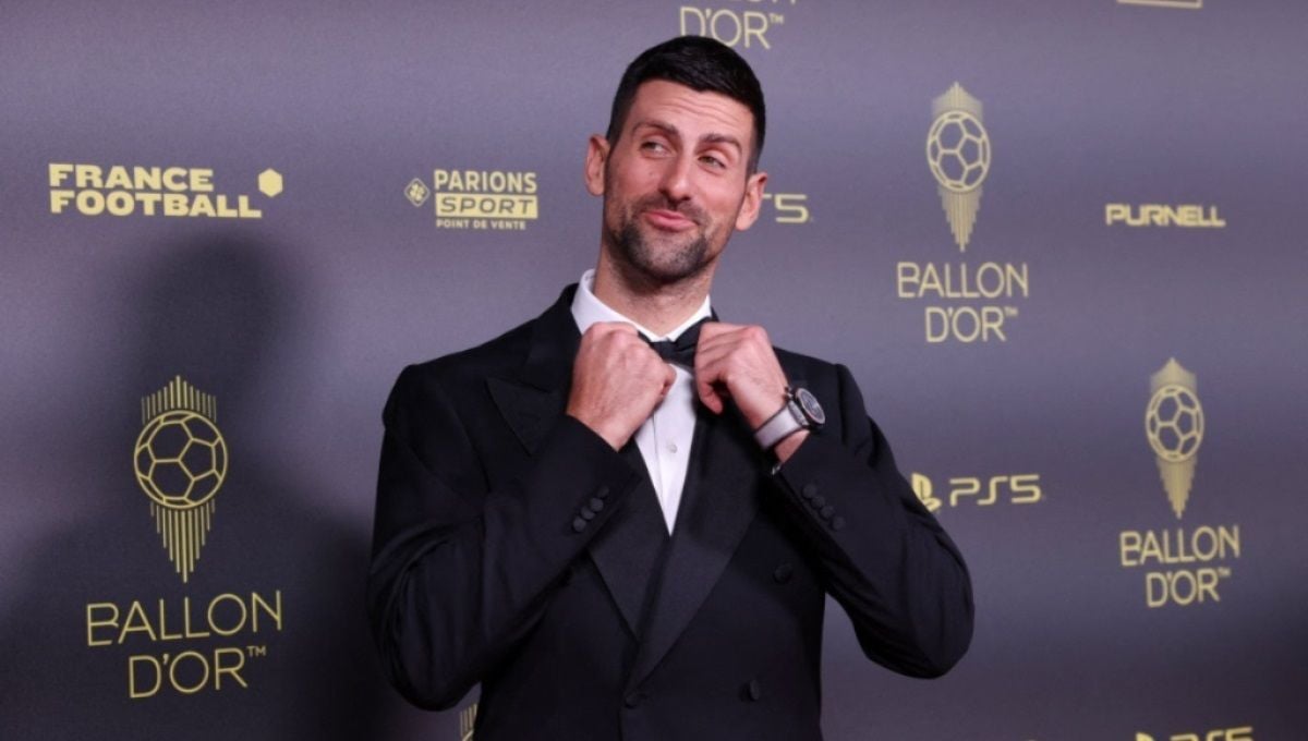 Hadiri penghargaan Ballon d'Or 2023 di Paris, Selasa (31/10/23) dini hari WIB, petenis nomor satu dunia, Novak Djokovic mengaku sebagai pemain AC Milan. Foto: REUTERS/Stephanie Lecocq. Copyright: © REUTERS/Stephanie Lecocq