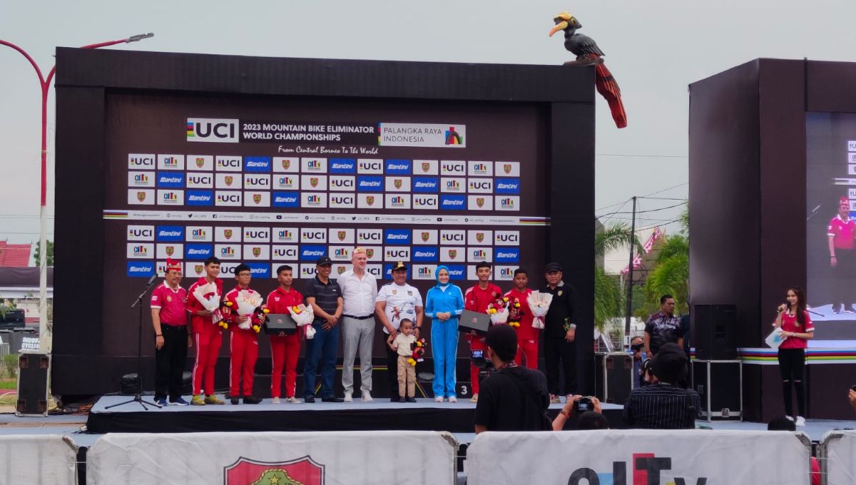 Peresmian Sirkuit SG 1973 yang akan menjadi arena UCI MTB 2023 di Palangka Raya Copyright: © Zainal Hasan/INDOSPORT