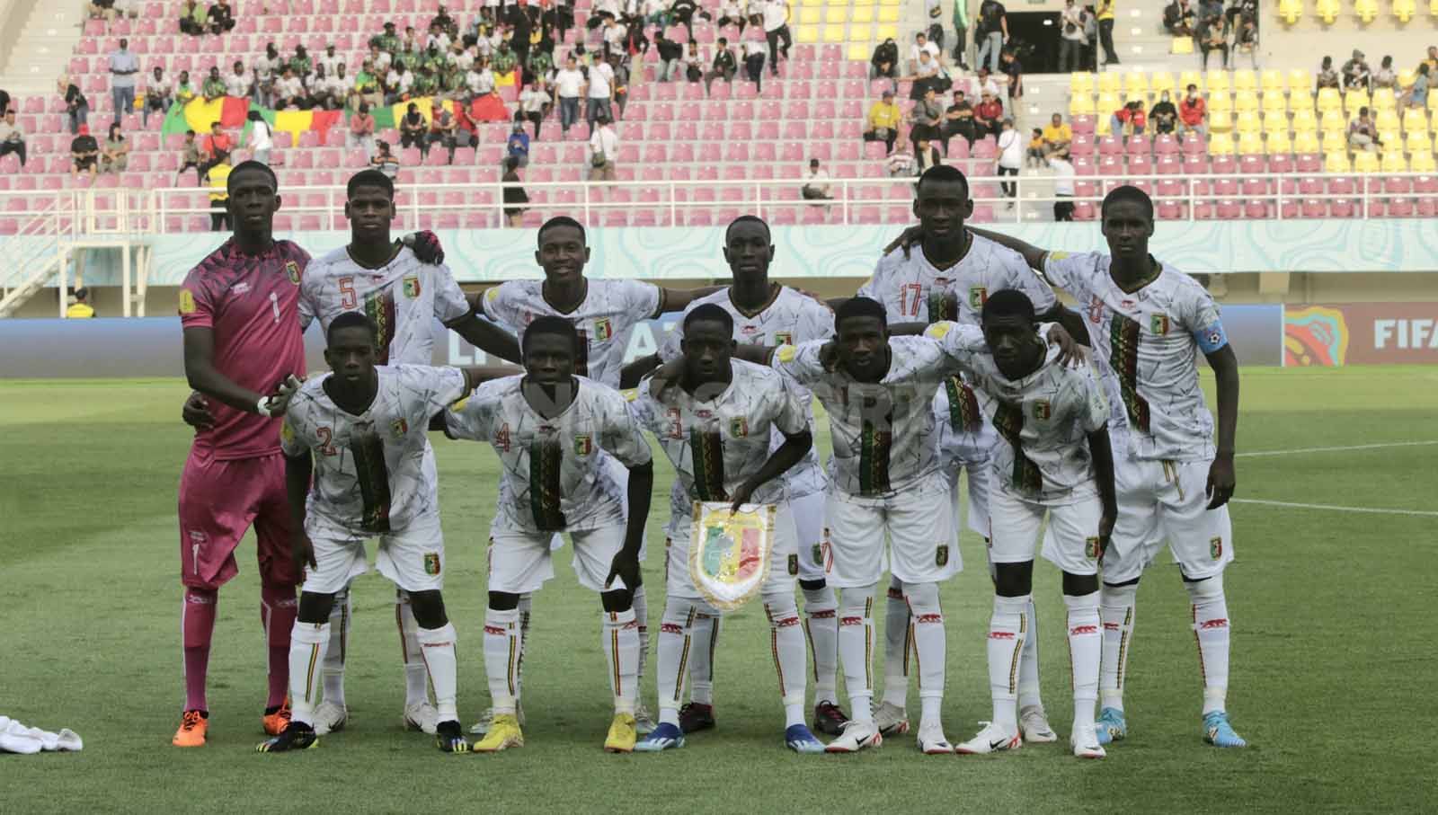 Timnas Mali U-17 telah tiba di Surabaya jelang laga terakhir mereka di Grup B Piala Dunia U-17 2023. Copyright: © Nofik Lukman Hakim/INDOSPORT