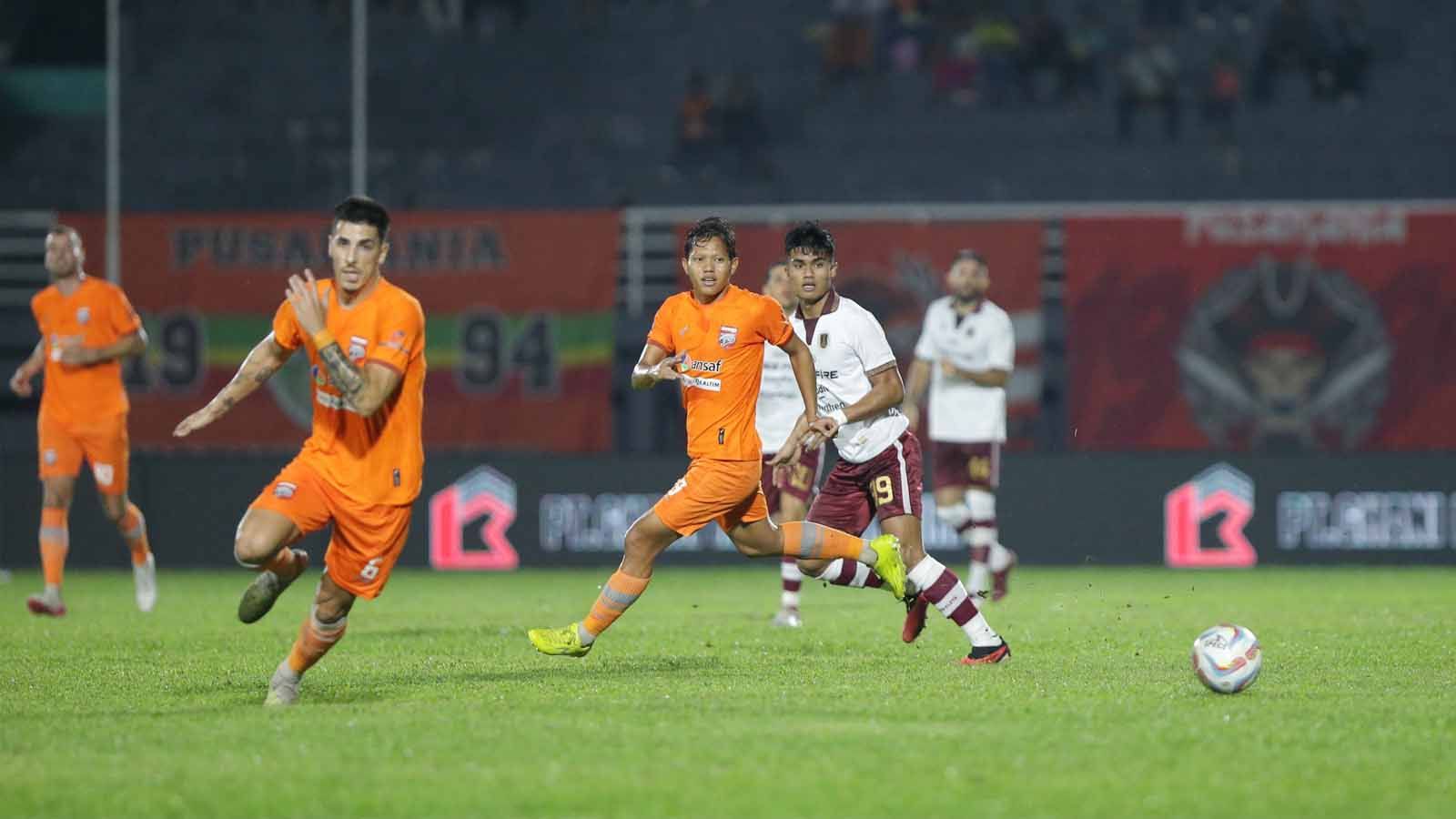 Pertandingan antara Borneo FC melawan Persis Solo dalam lanjutan Liga 1 2023-2023 di Stadion Segiri, Senin (27/11/23). (Foto: MO Persis Solo) Copyright: © MO Persis Solo