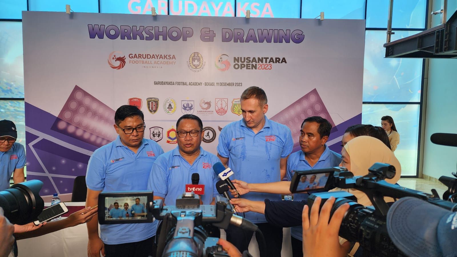 Laga Persib Bandung melawan RANS Nusantara FC menjadi pembuka turnamen Nusantara Open 2023. Turnamen ini direncanakan dibuka langsung oleh Prabow Subianto dan juga Erick Thohir. Copyright: © Zainal Hasan