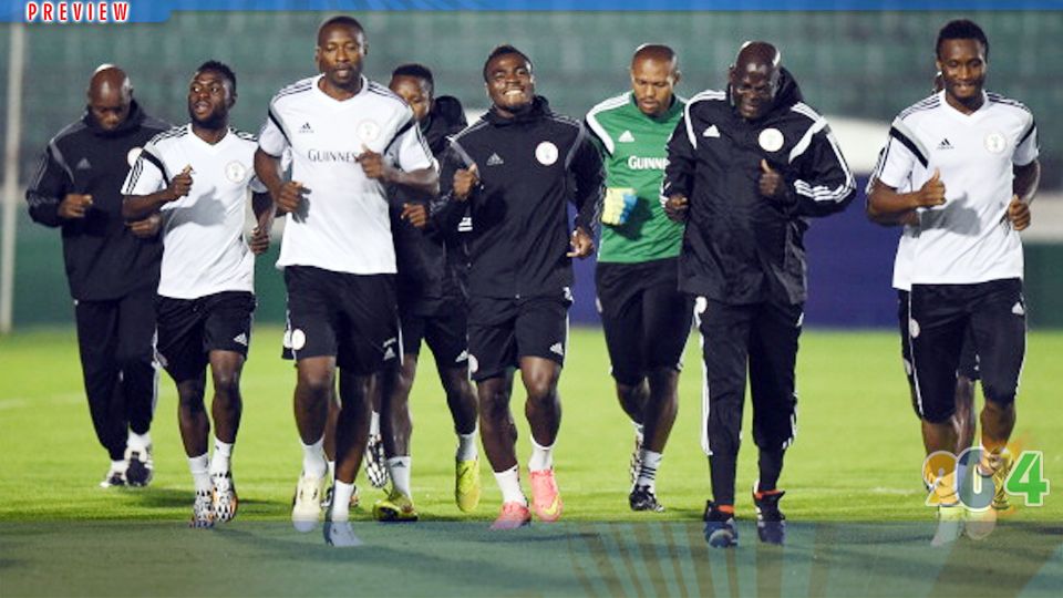 Skuad Nigeria latihan keras jelang duel lawan Bosnia-Herzegovina . Copyright: &copy; Eli Suhaeli-INDOSPORT-Getty Images