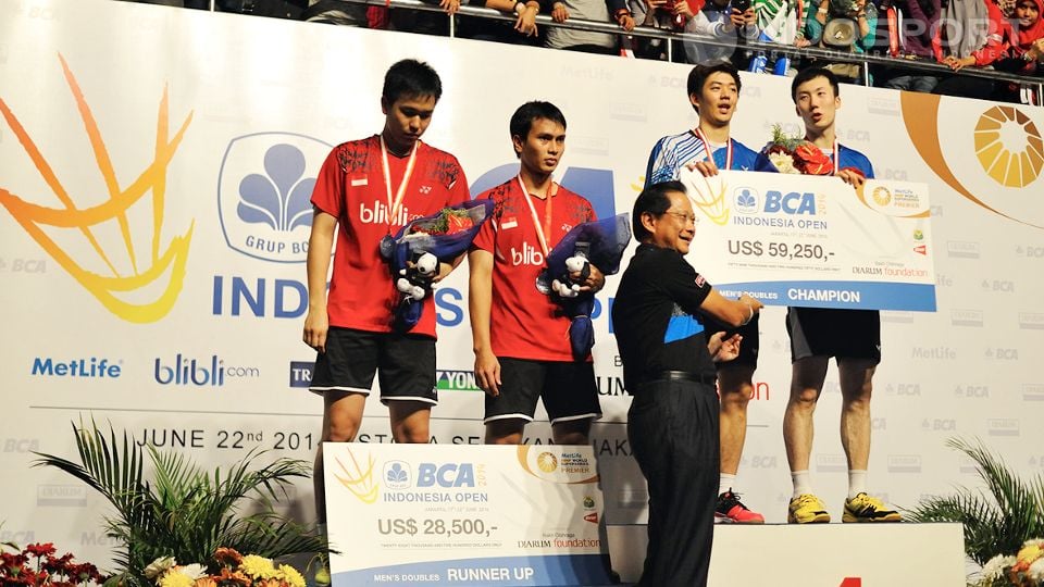 Mohammad Ahsan/Hendra Setiawan gagal juara di Indonesia Open 2014, Minggu (22/06/14). Copyright: © Ratno Prasetyo / INDOSPORT