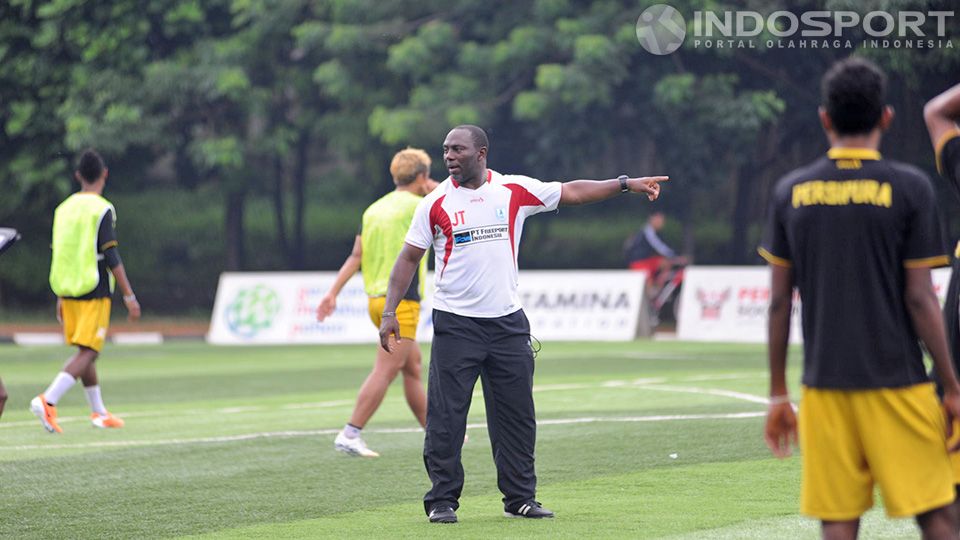Jacksen F. Tiago diisukan kembali ke Persipura Jayapura. Copyright: © Ratno Prasetyo/ INDOSPORT